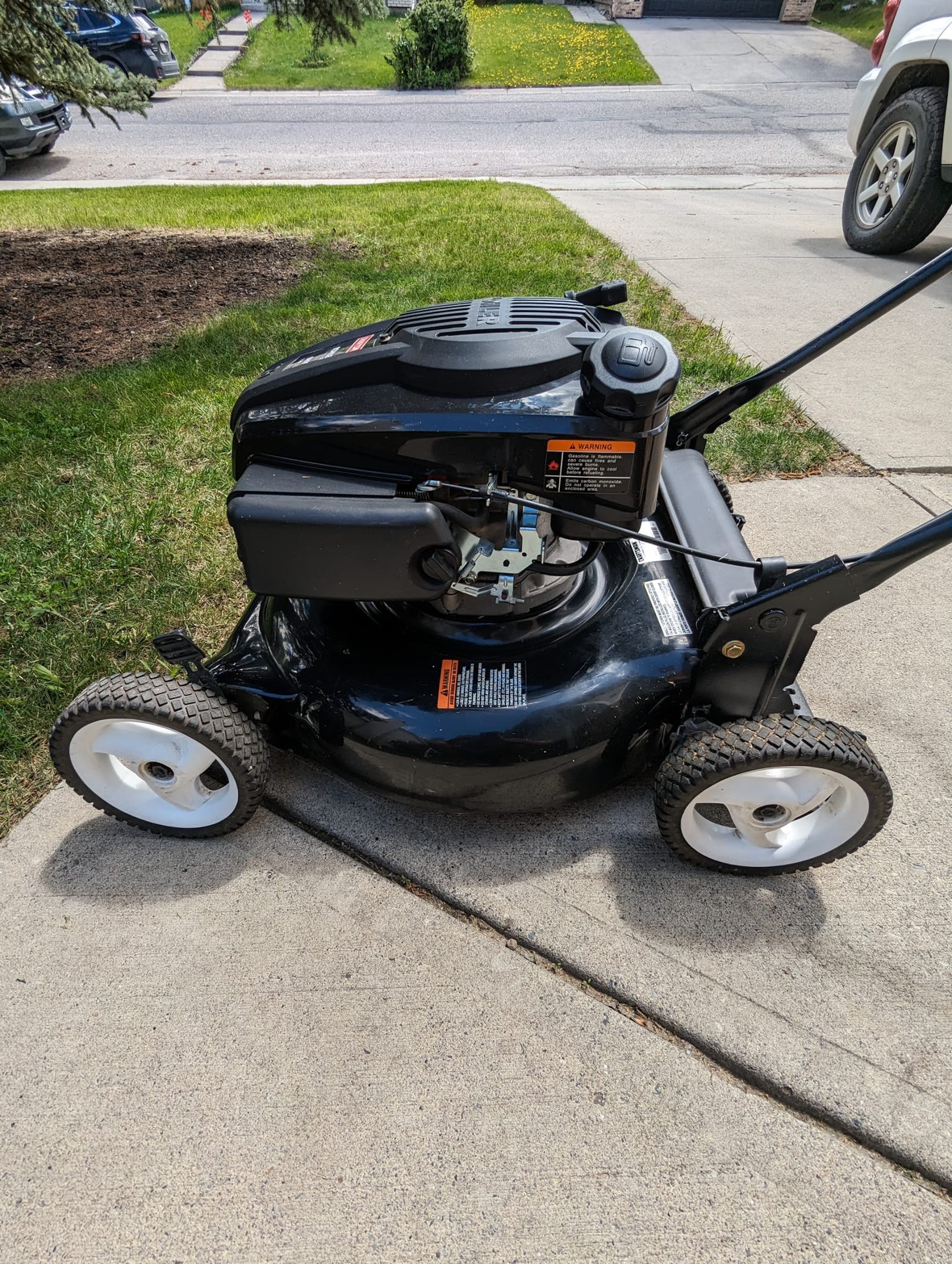 Craftsman lawnmower 21" - photo 2