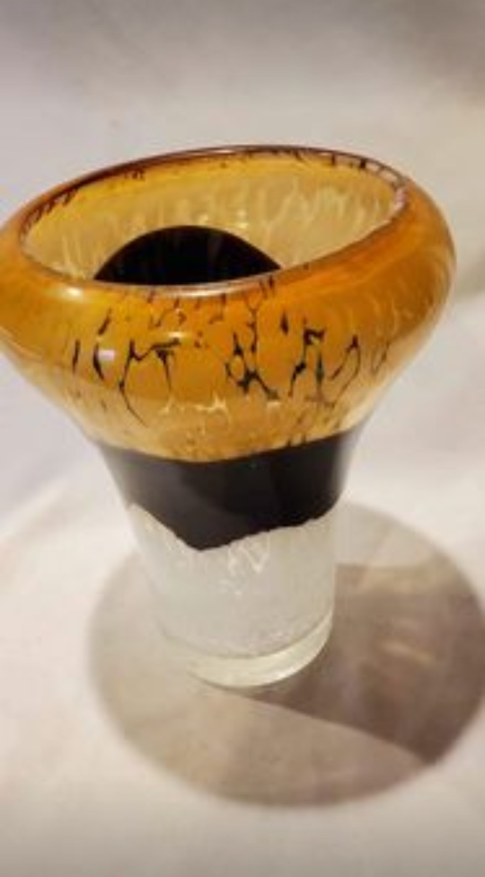 Vase 9" Tri colour Glass, Vintage, Semi See through  9" Vase - photo 4