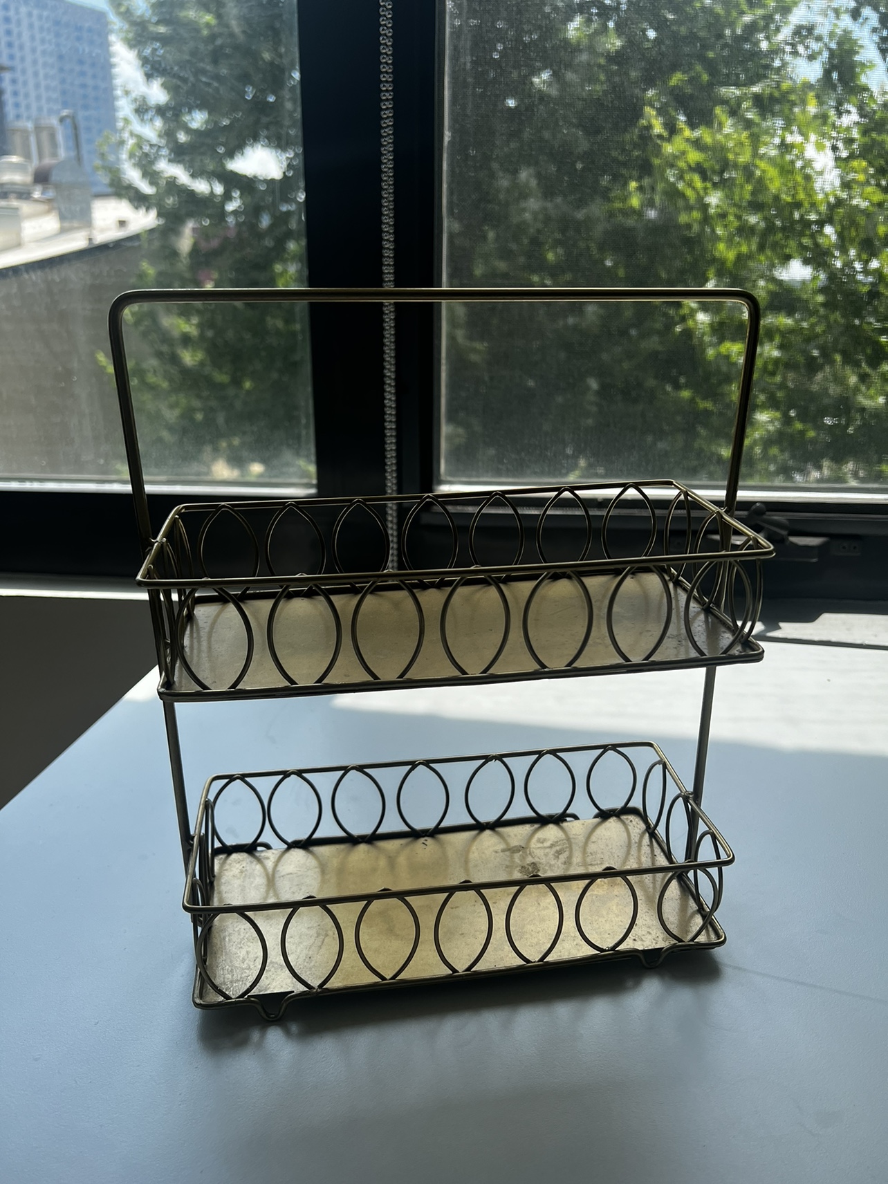 Wire basket