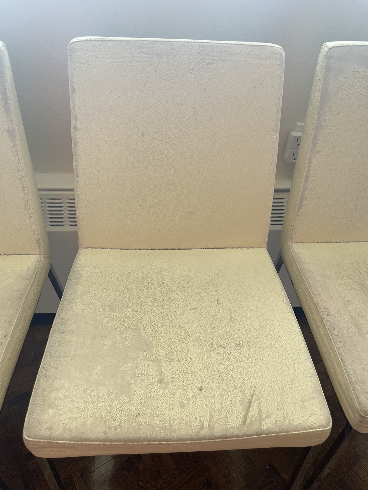 Chairs set - photo 2