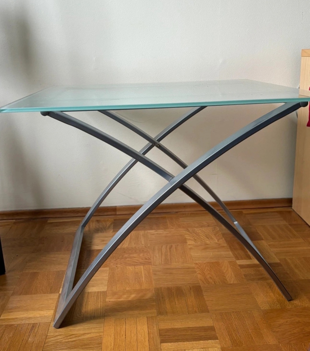 Frosted Glass End Table - photo 2