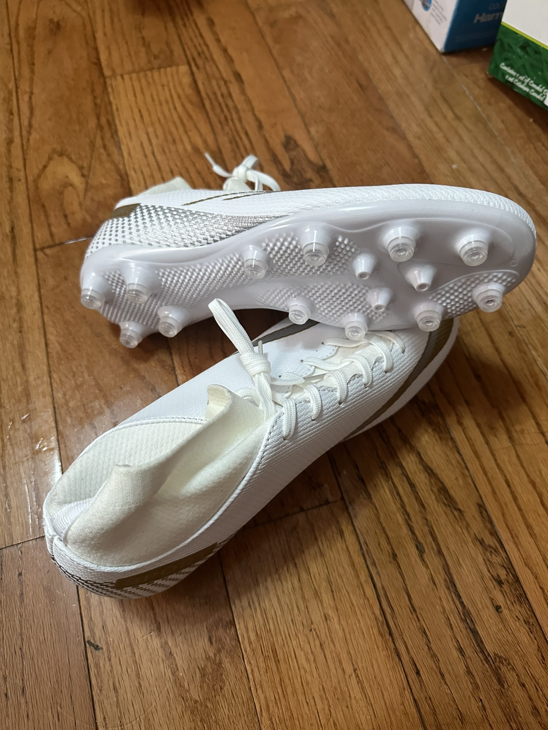 Soccer shoes - photo 5