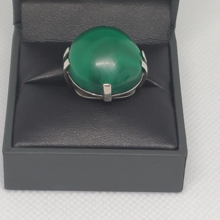 #44 Antique Sterling Malachite Ring thumbnail