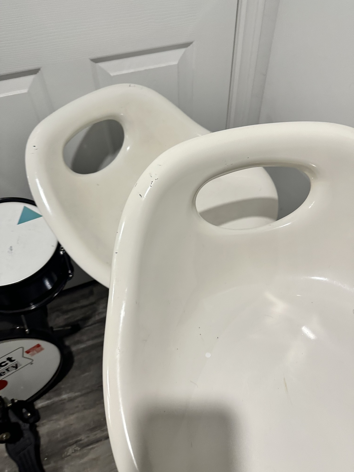White high chairs - photo 3