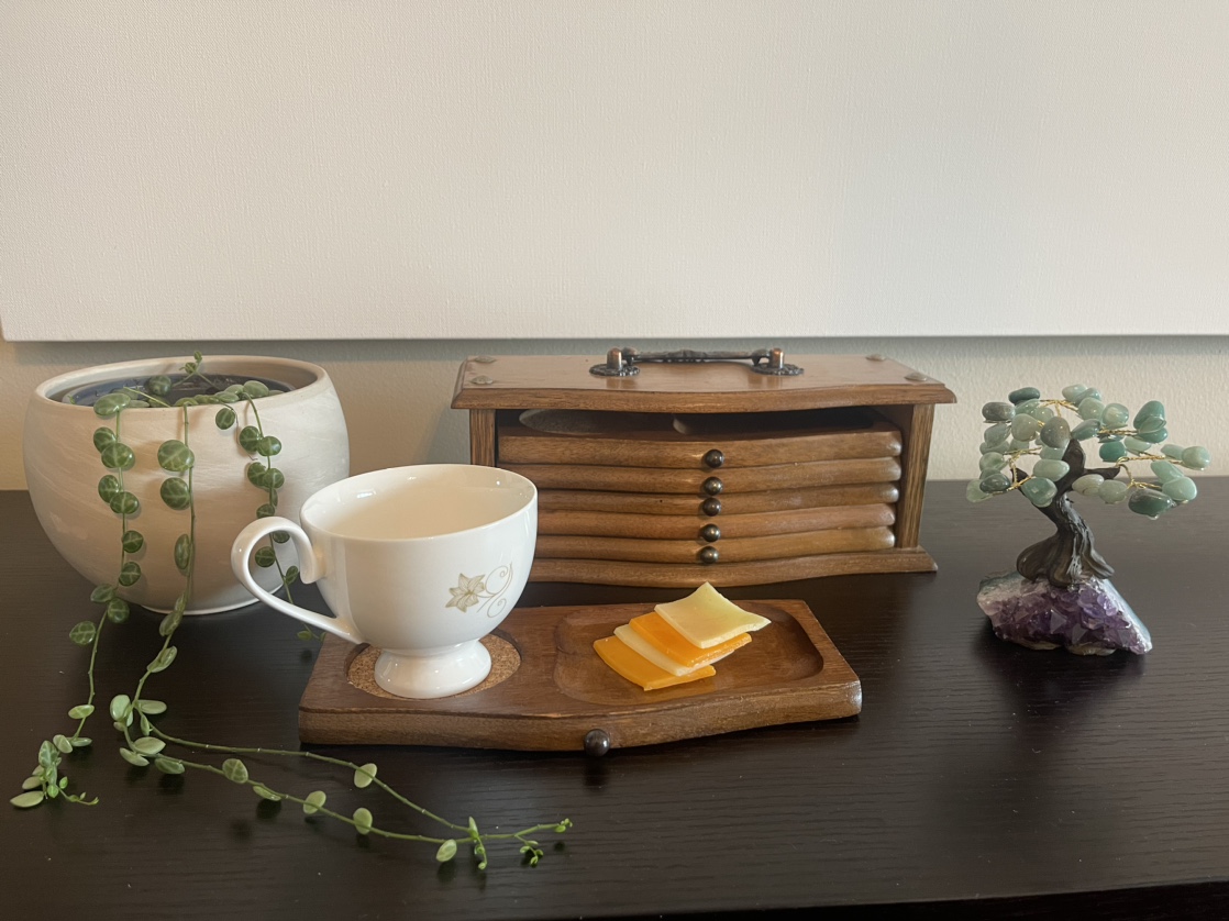 VINTAGE WOODEN CORK COASTER SNACK TRAY SET BEVERAGE HOLDER thumbnail
