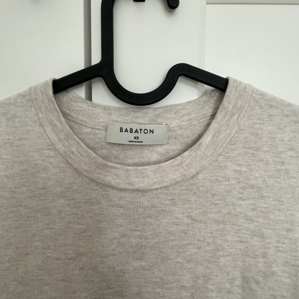 Aritzia Babaton T-shirt image indicator(2)