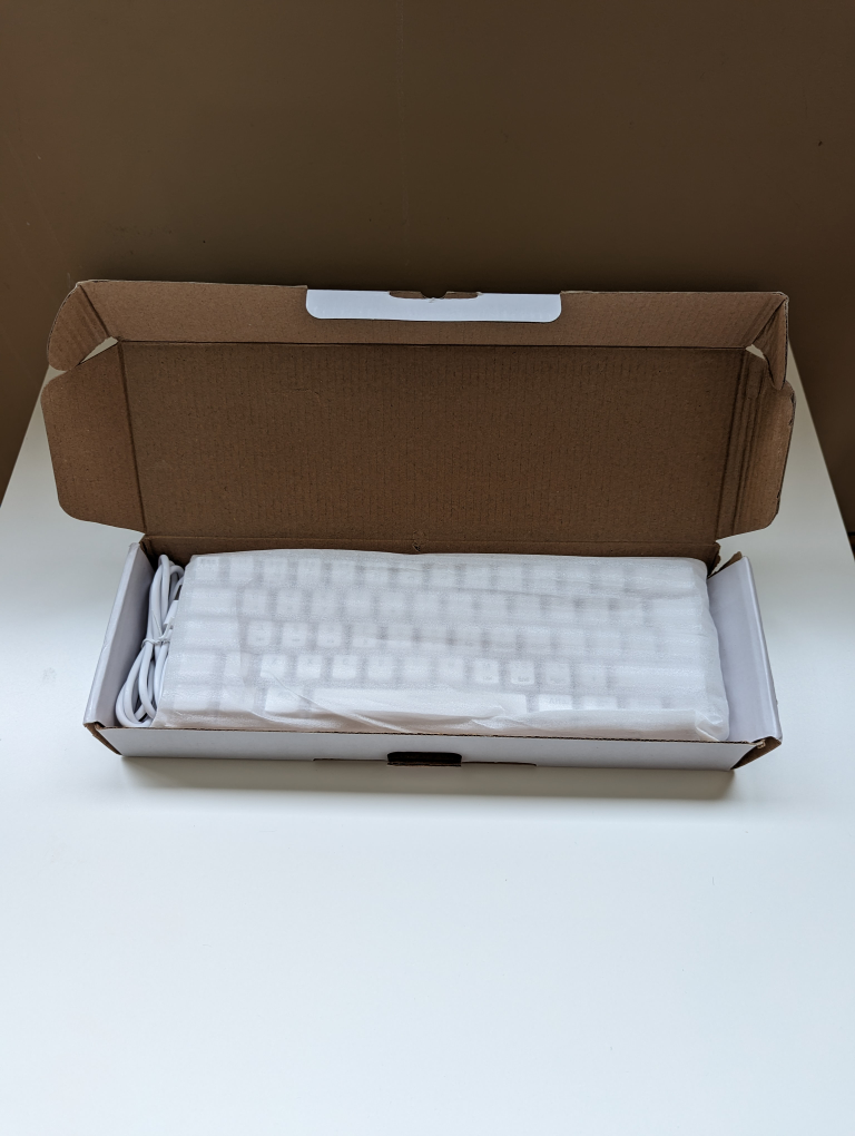 BNIB Mechanical RGB backlight keyboard - photo 4