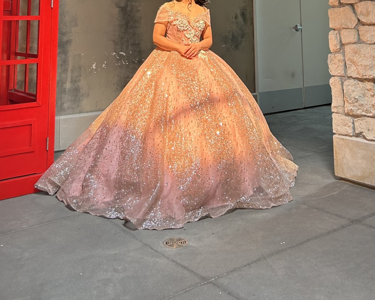 Pink Ball Gown for Grad or Quinceañera - photo 4