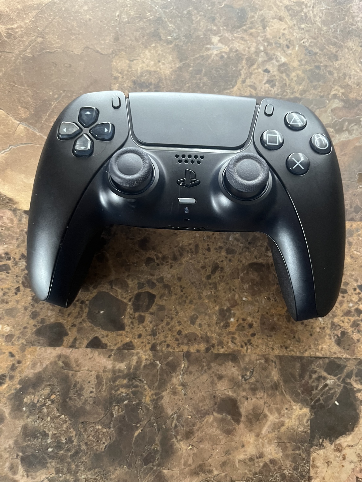 PS5 controller