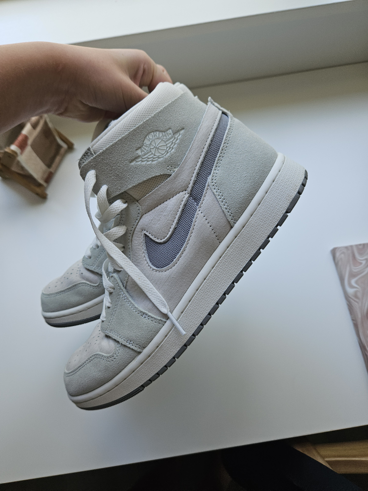 Nike air jordan 1mid - photo 2