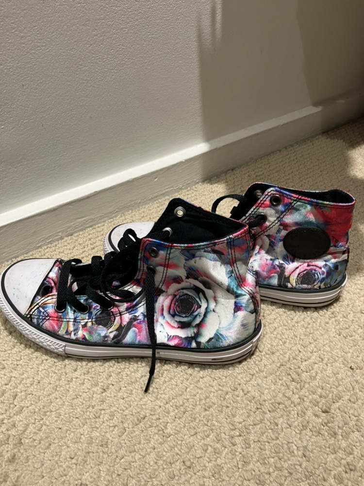 Converse - High Tops thumbnail
