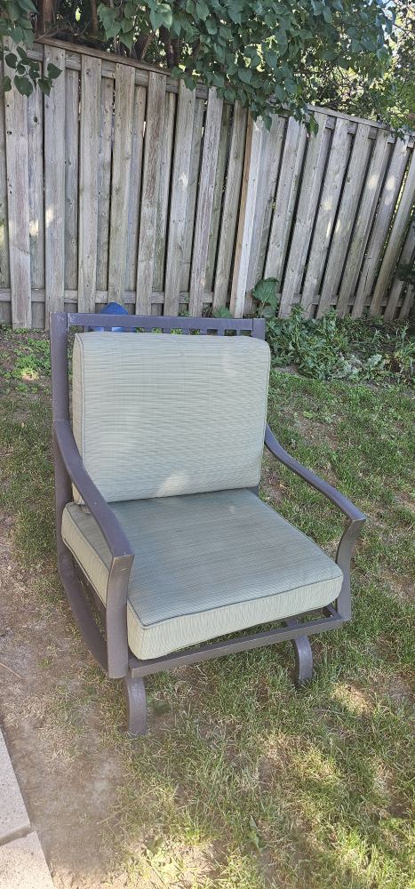 Outdoor chairs set of 4 thumbnail