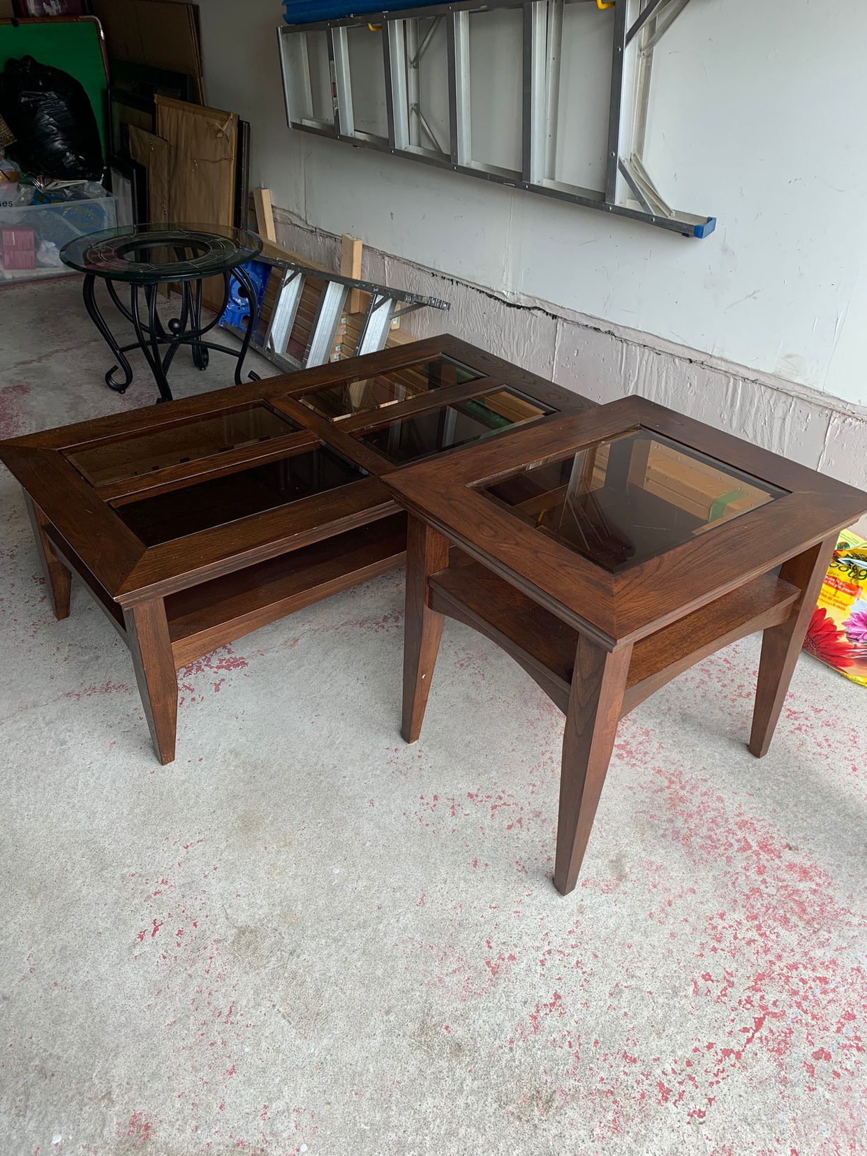 3 piece funiture set. Side table, coffee table - photo 4