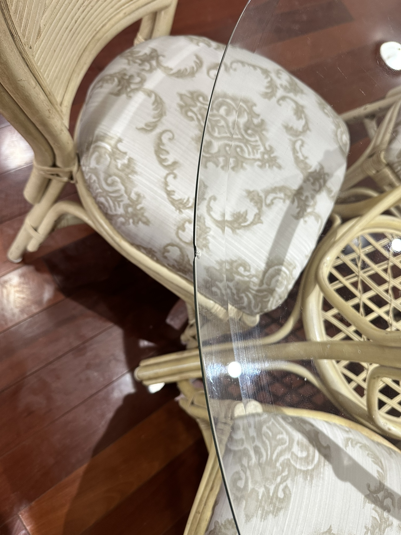 Dinning Table with 4 Chairs - photo 3