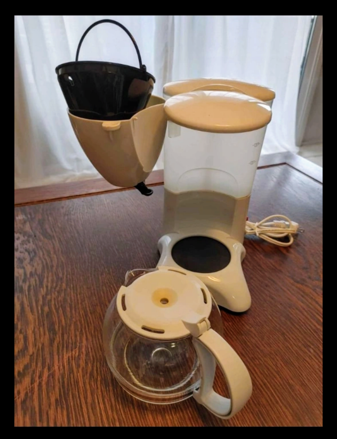 Tiny Cute Coffee Maker ☕ thumbnail