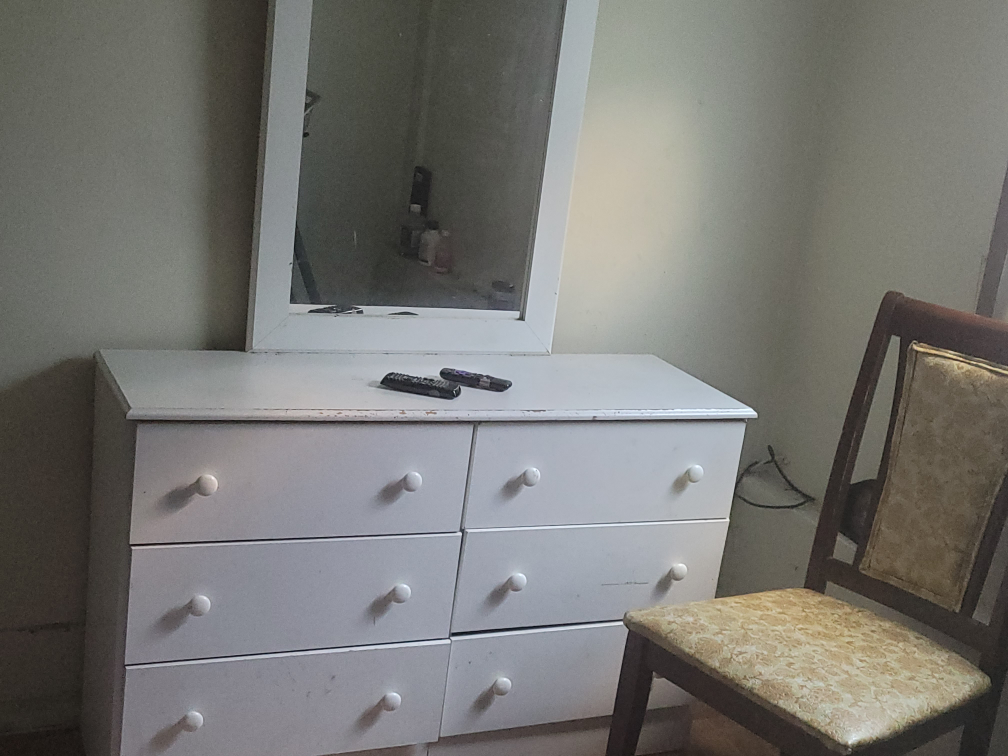Dresser drawer with Mirror.