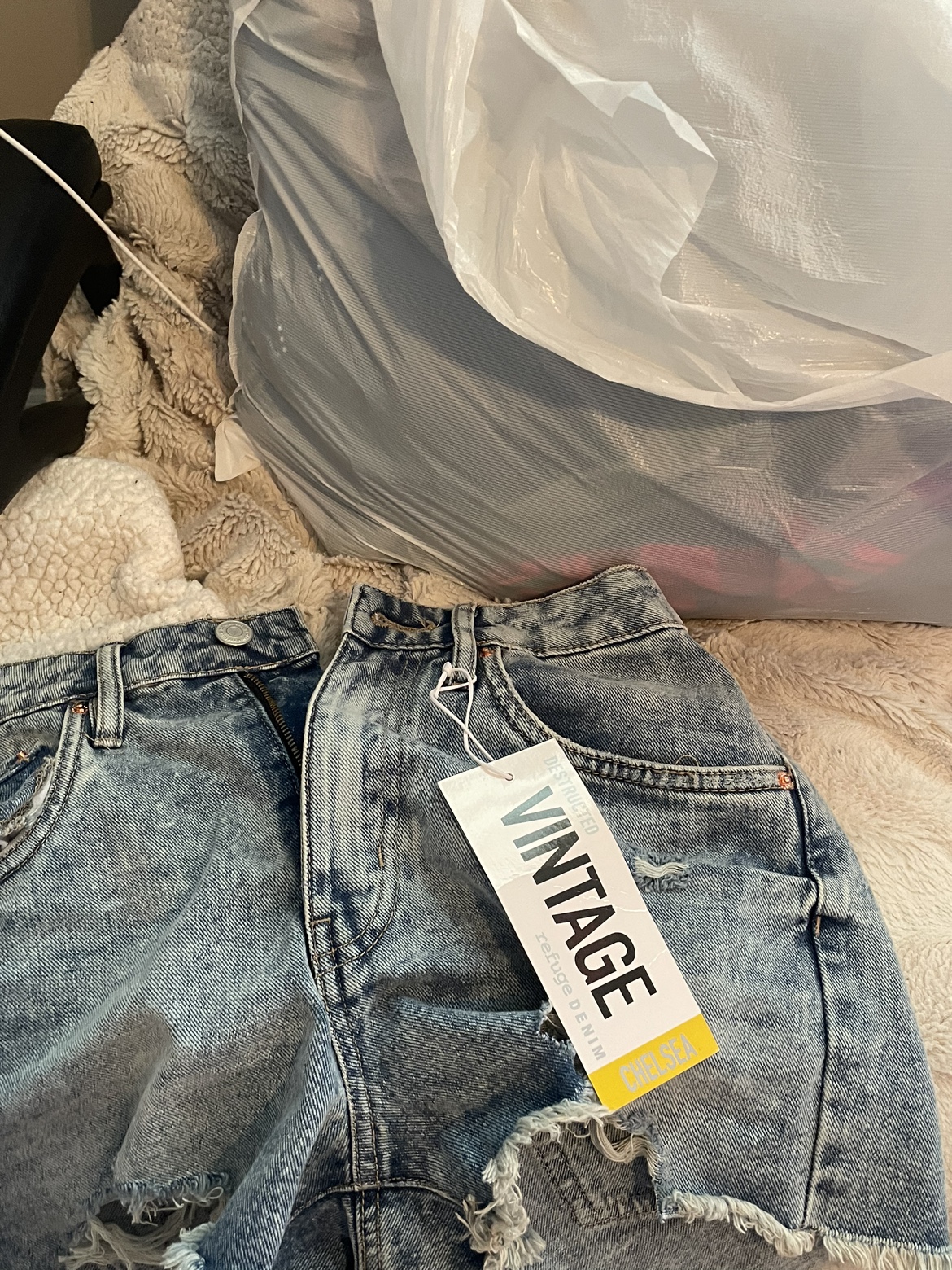 Closet clean out! Women’s small clothes bag
