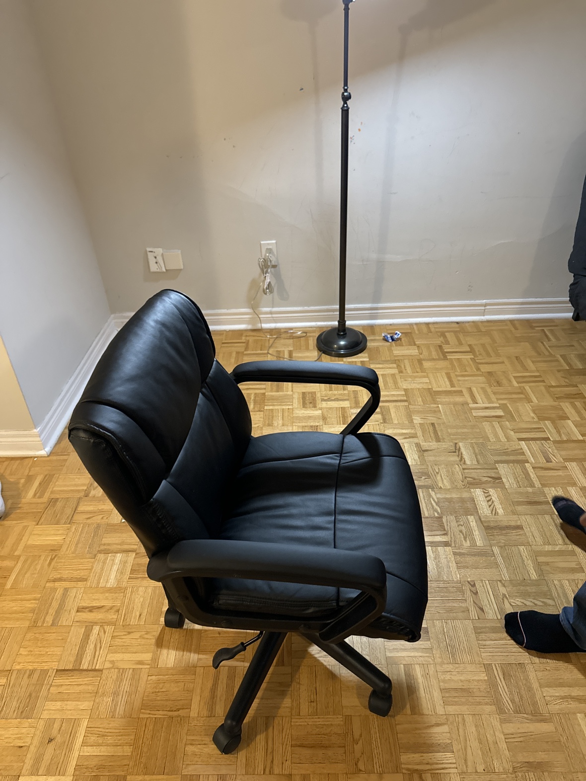 Moving sale- Comfortable chair