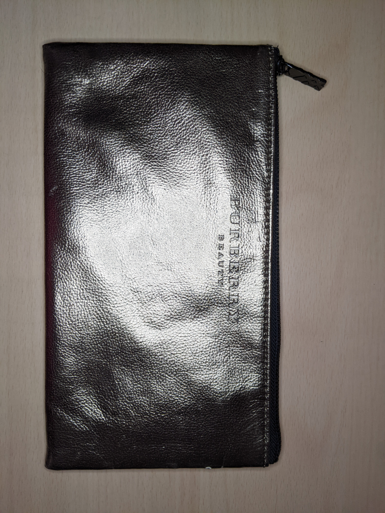 Burberry Beauty Tote Gold Make Up Bag Zipper Vintage Rare image indicator(3)