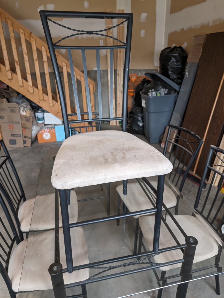 Glass top table and 6 chairs - photo 4