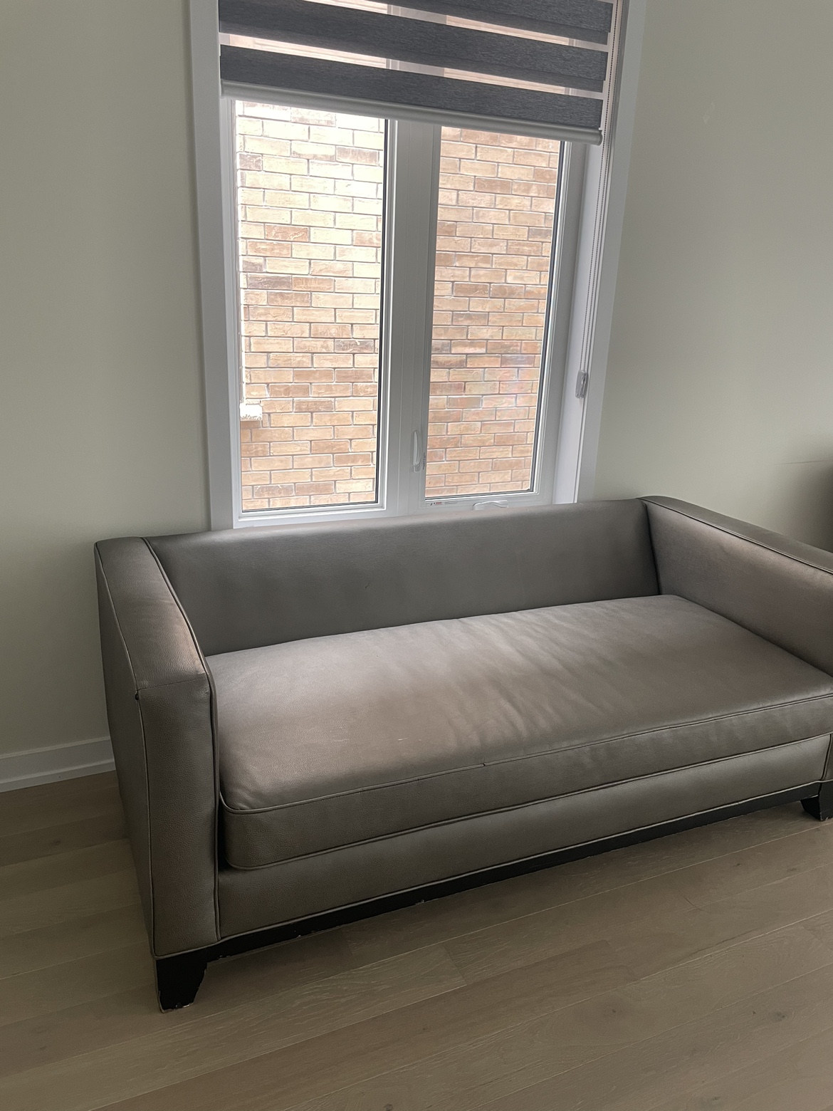 Leather couch! - photo 3