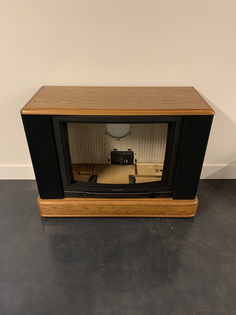 Vintage TV Cabinet thumbnail