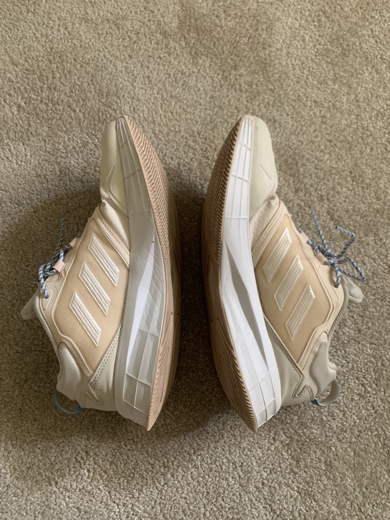 Adidas shoes - photo 2