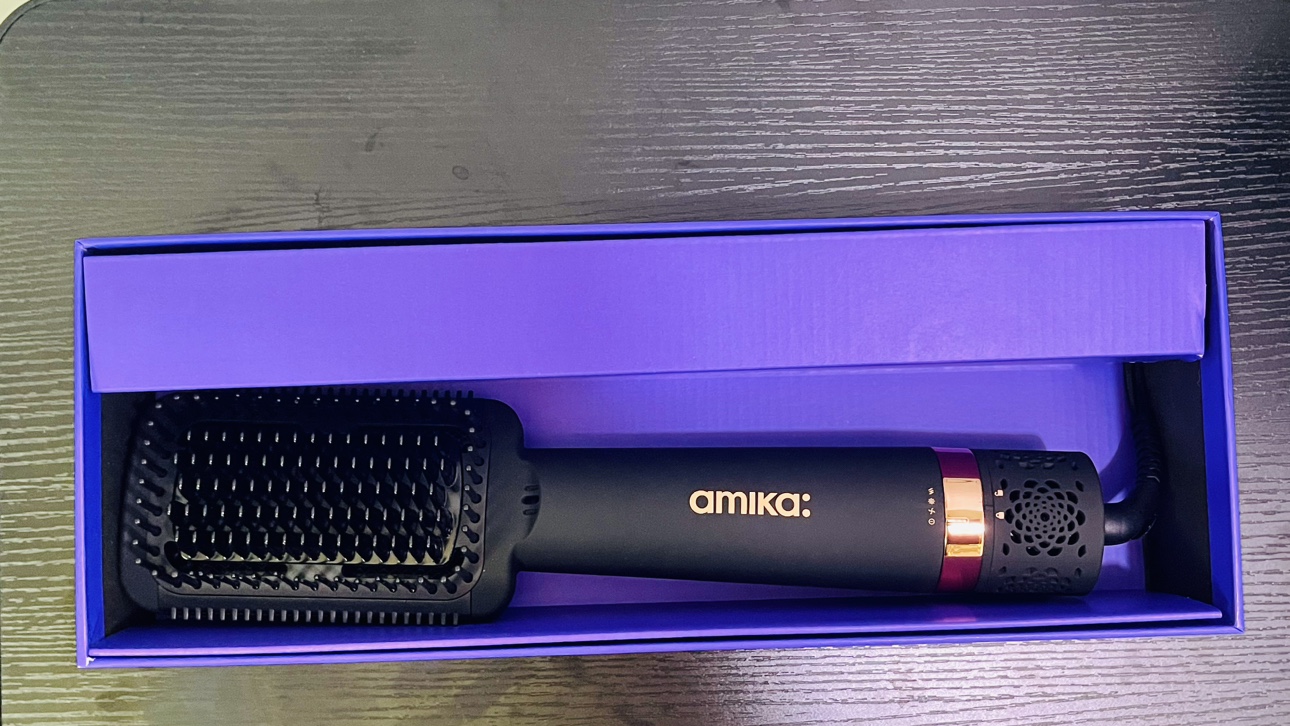 Amika Straightening Blow Dryer Brush