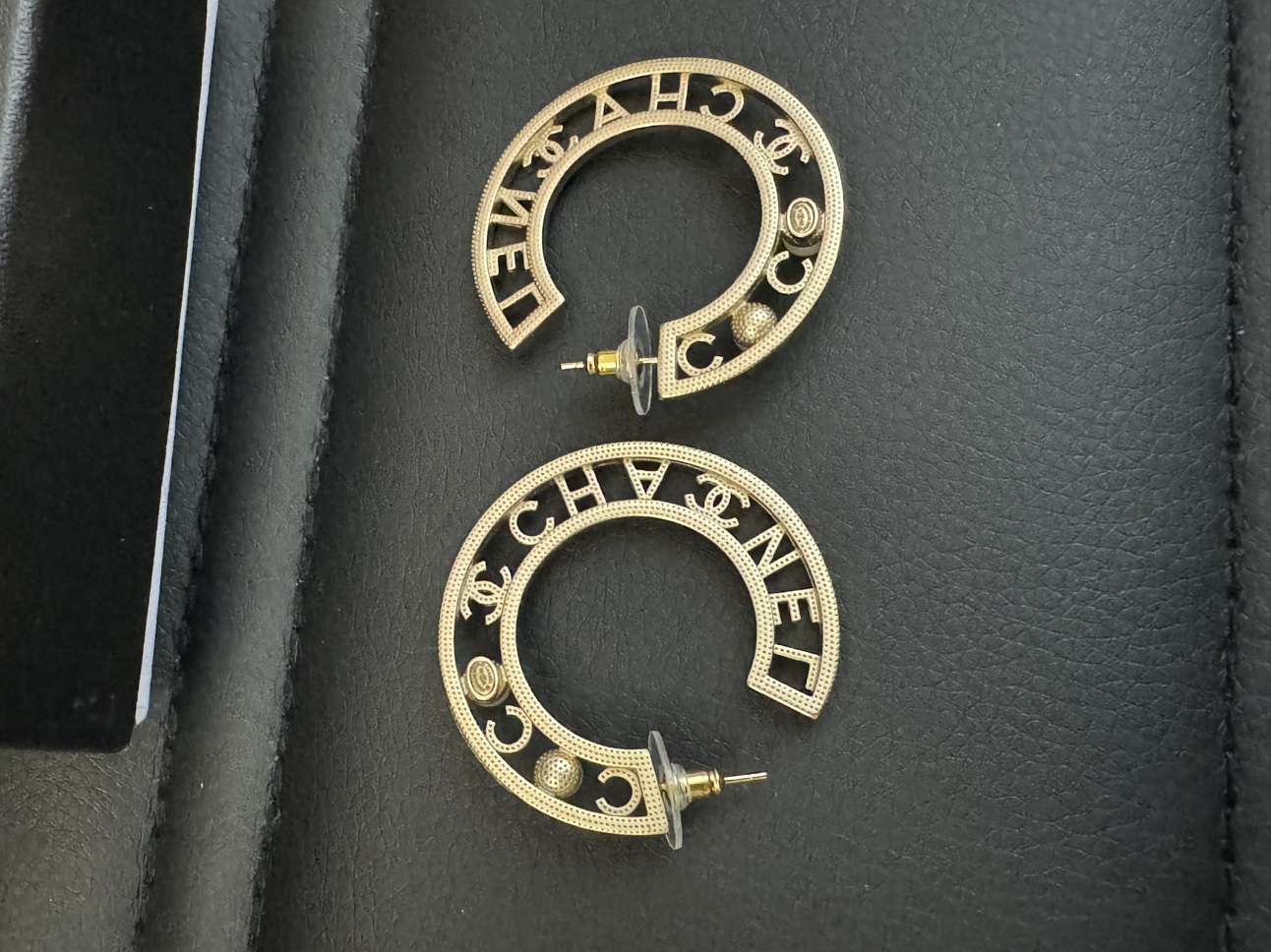 CHANEL Hoop Earrings image indicator(4)