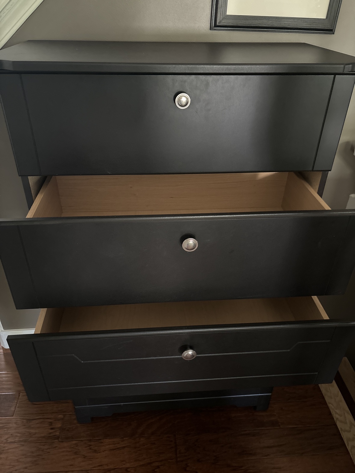 Dresser - photo 2