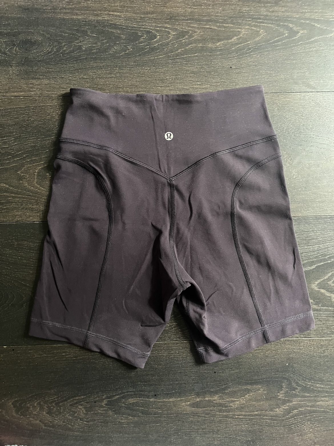 Lululemon Shorts 6”