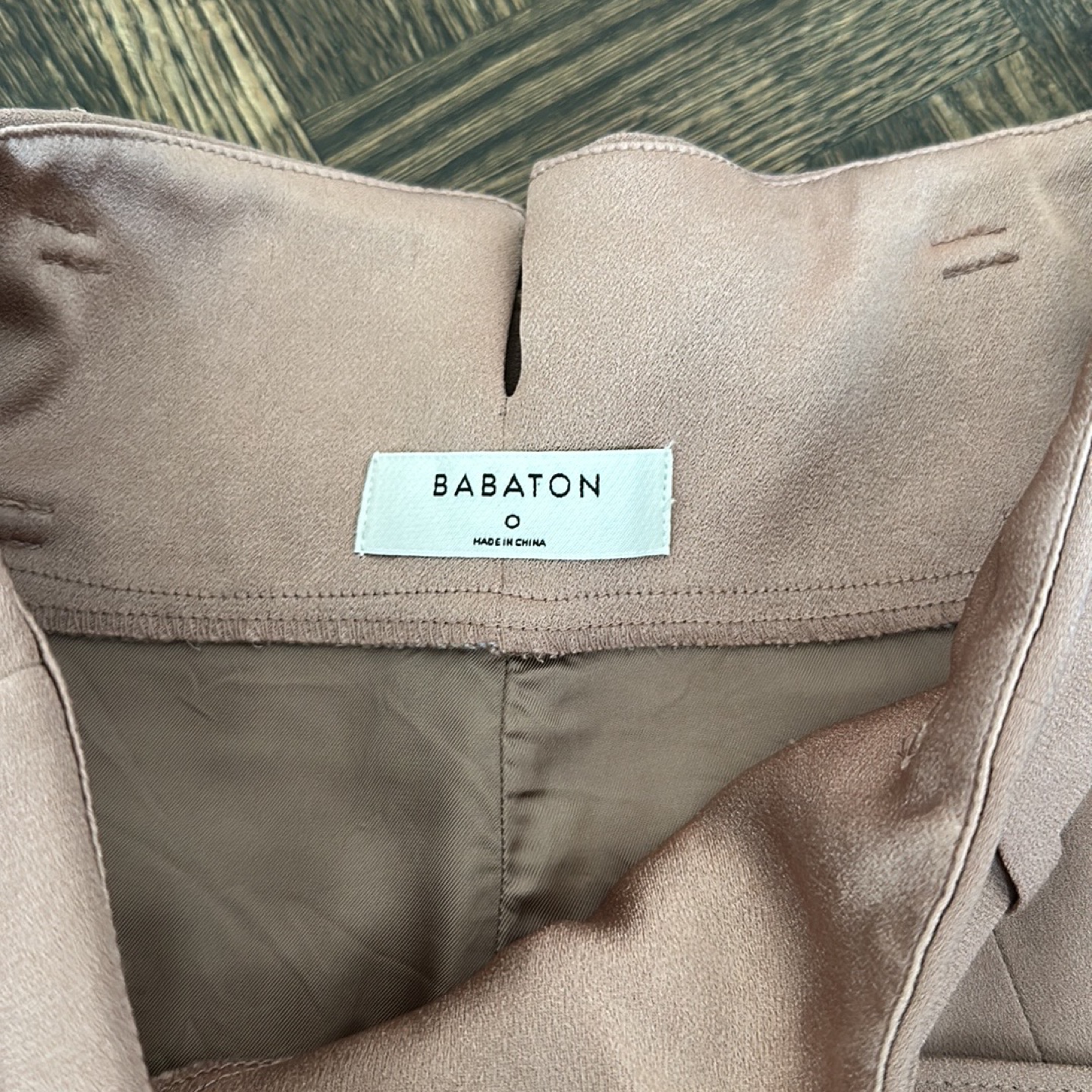 Aritzia | Shorts image indicator(2)