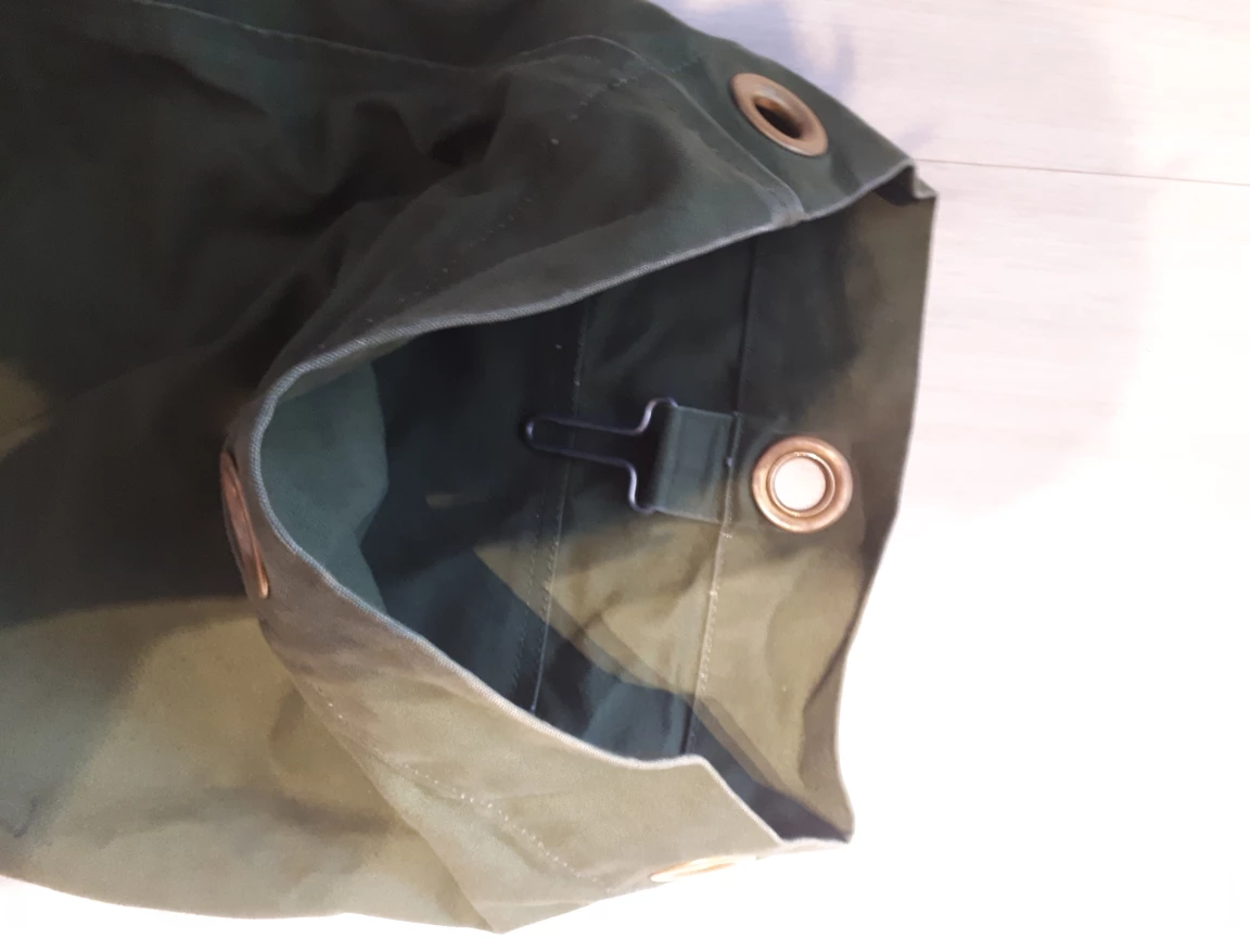 Military Army duffel bag vintage green canvas 35in image indicator(3)
