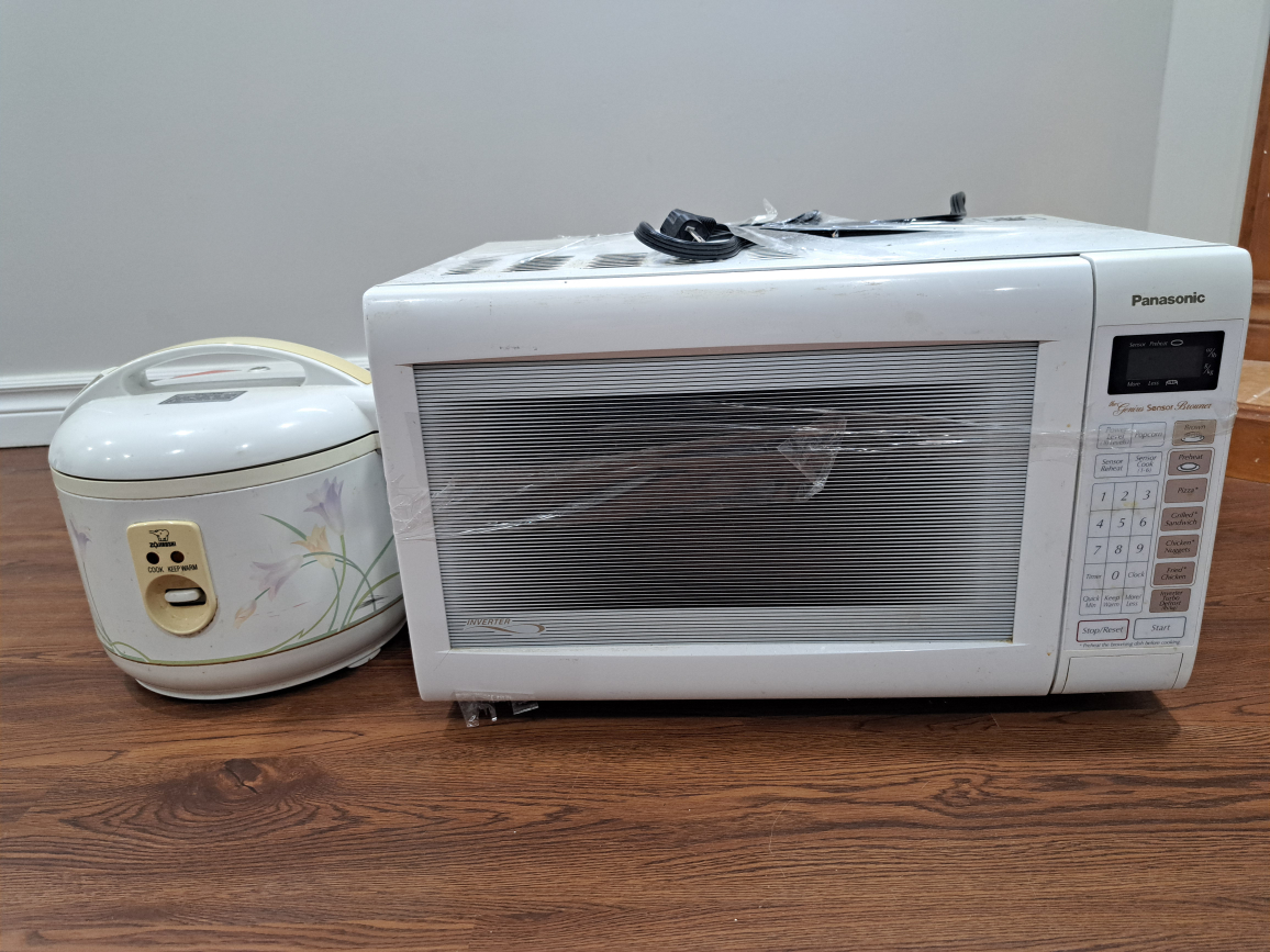 Microwave & Rice Cooker