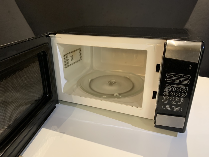 Danby Microwave - photo 3