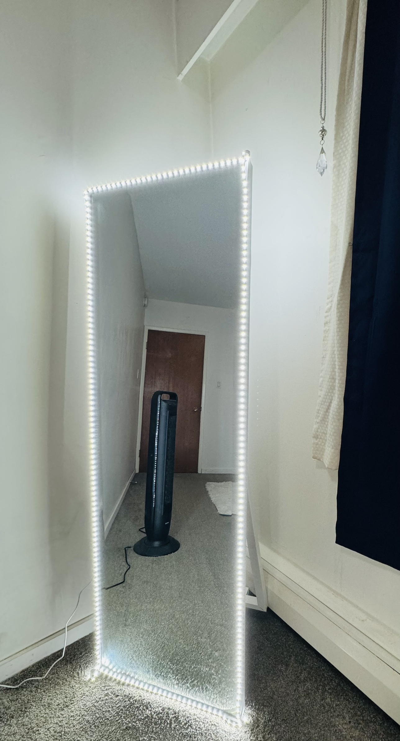 Standing Mirror with lights - photo 2