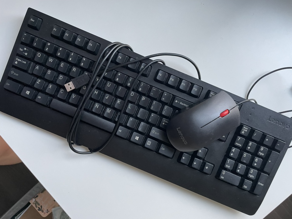 Wired keyboard and mouse thumbnail