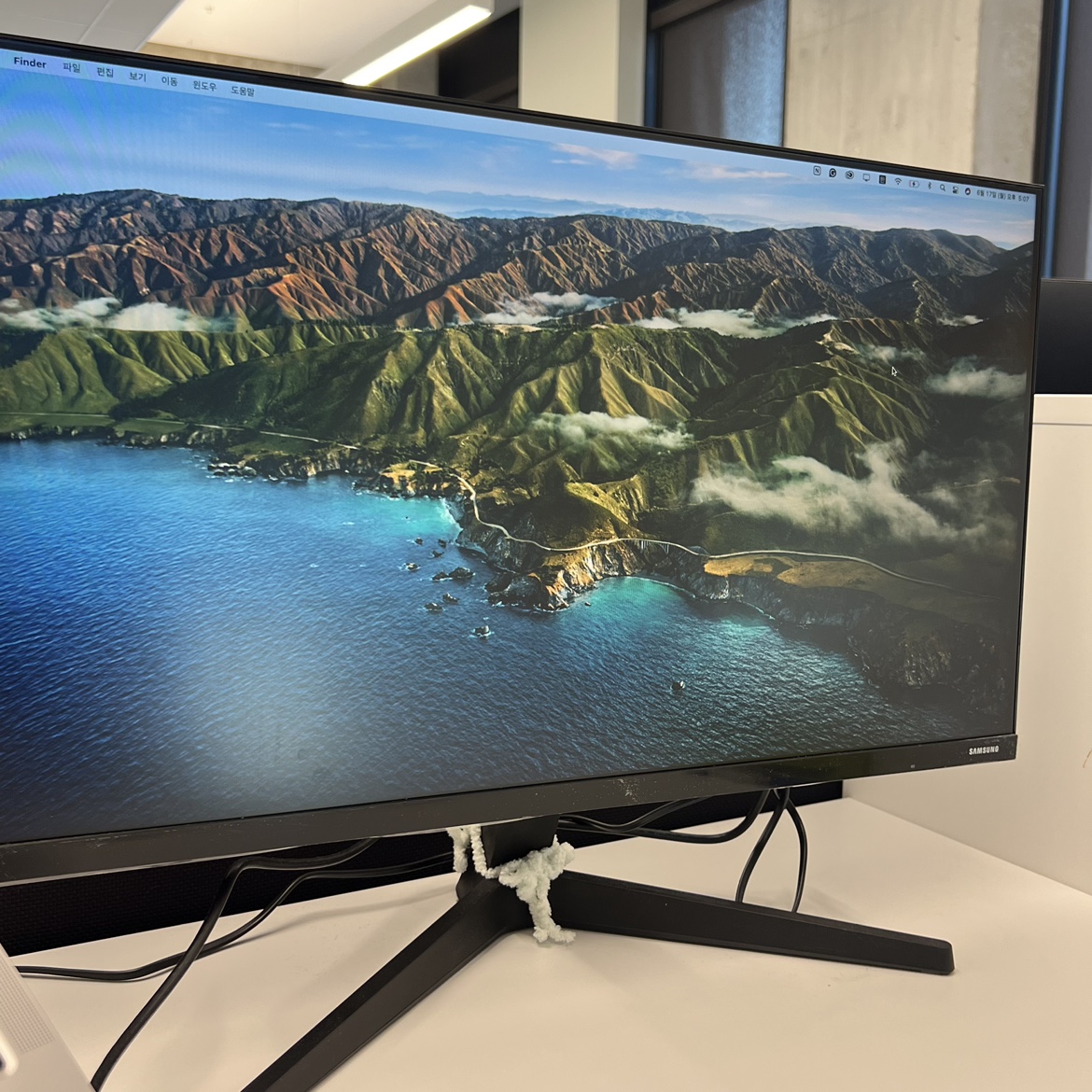 Samsung 27” monitor - photo 2