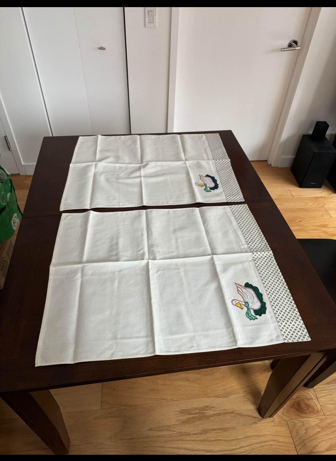 Dining table with 2 chairs BEST OFFER - photo 2