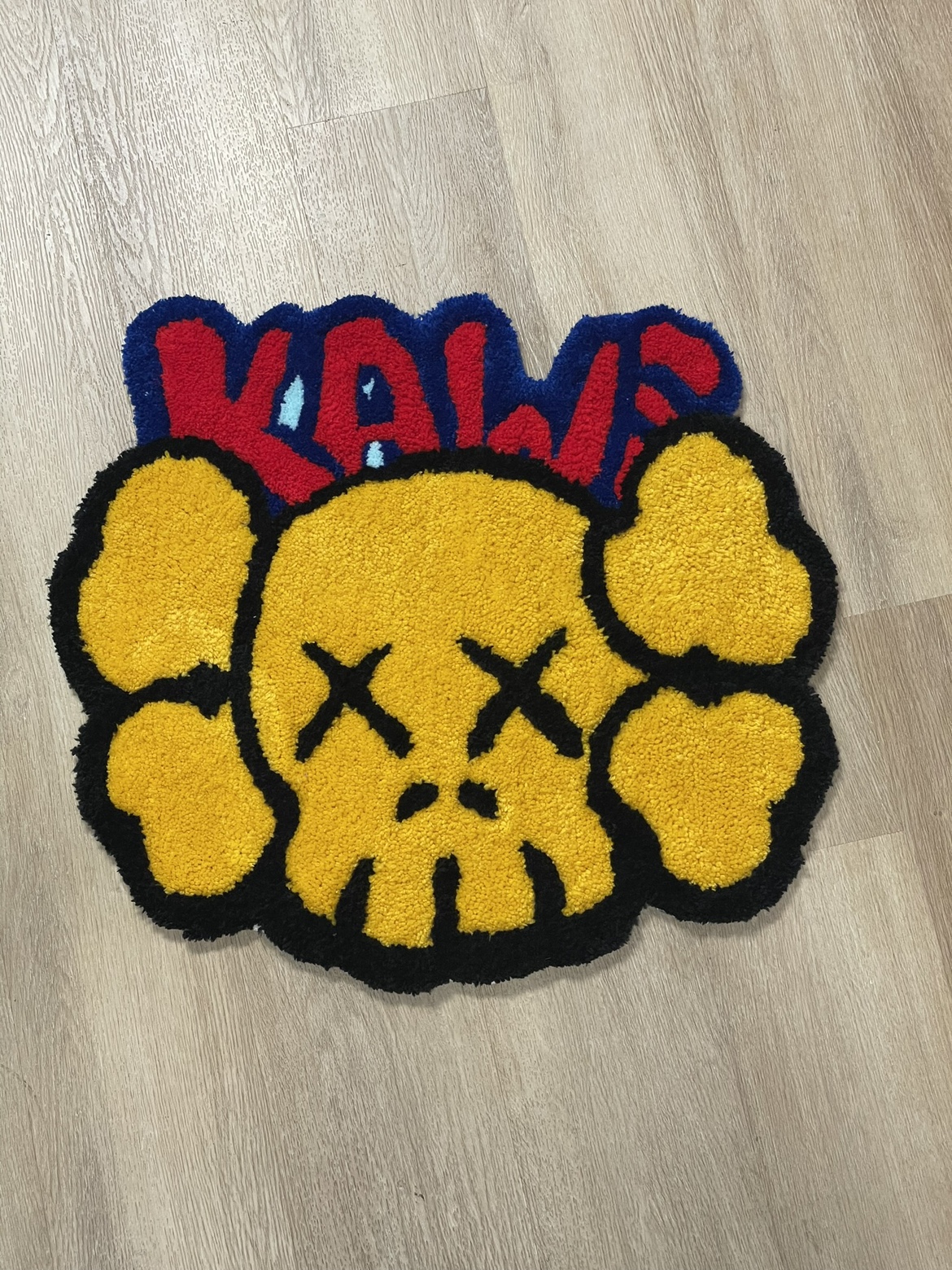 Kaws image indicator(5)