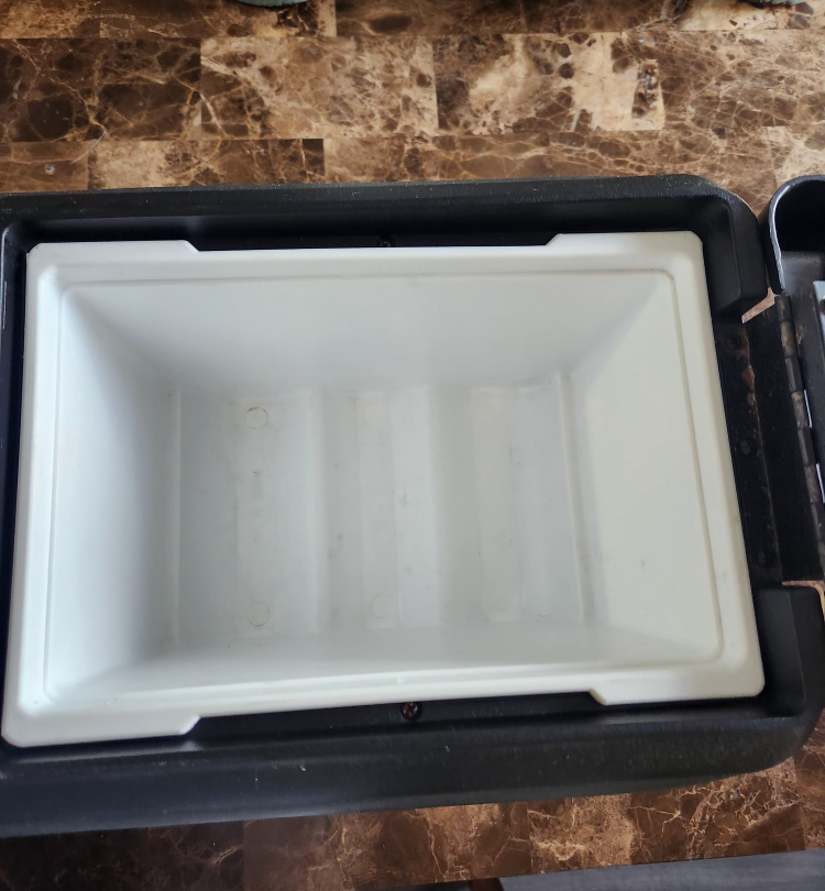 Van locking console cup holder - photo 5