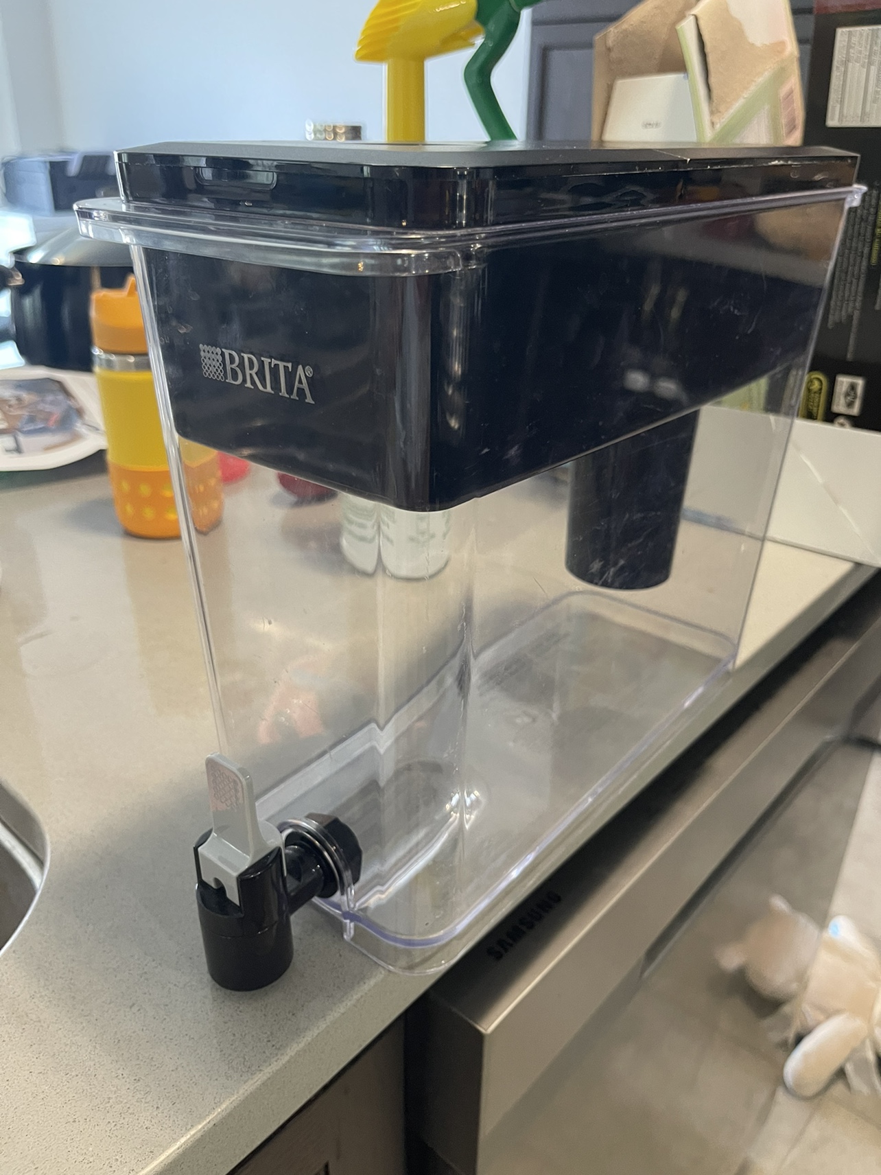 Brita 27 Cup Filter Dispenser thumbnail