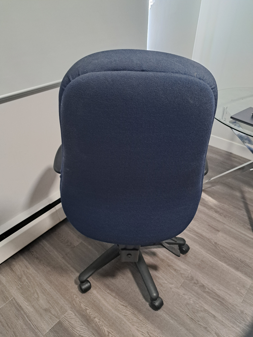 Two Swivel Chairs - photo 3