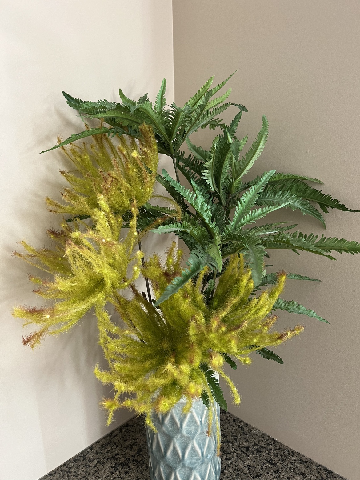 Ceramic Jar with Decorative Flowers - photo 2