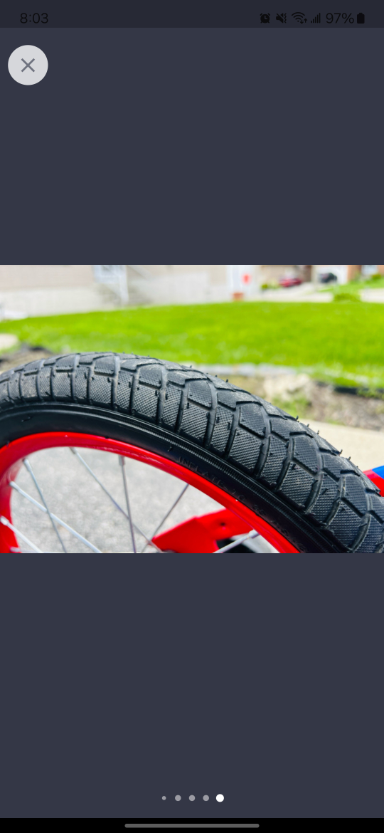 Hot Wheels Themed Kids’ Bike with Matching Helmet image indicator(6)