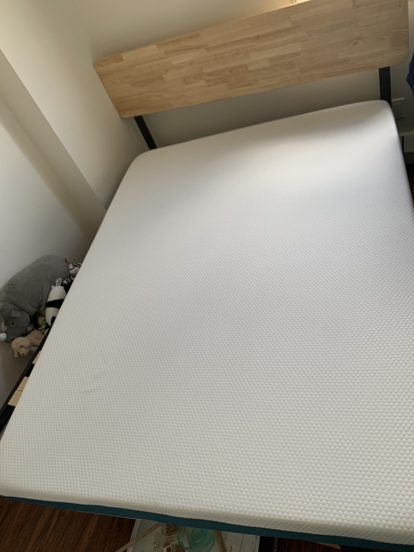 Memory foam mattress and bed. Great condition. - photo 3