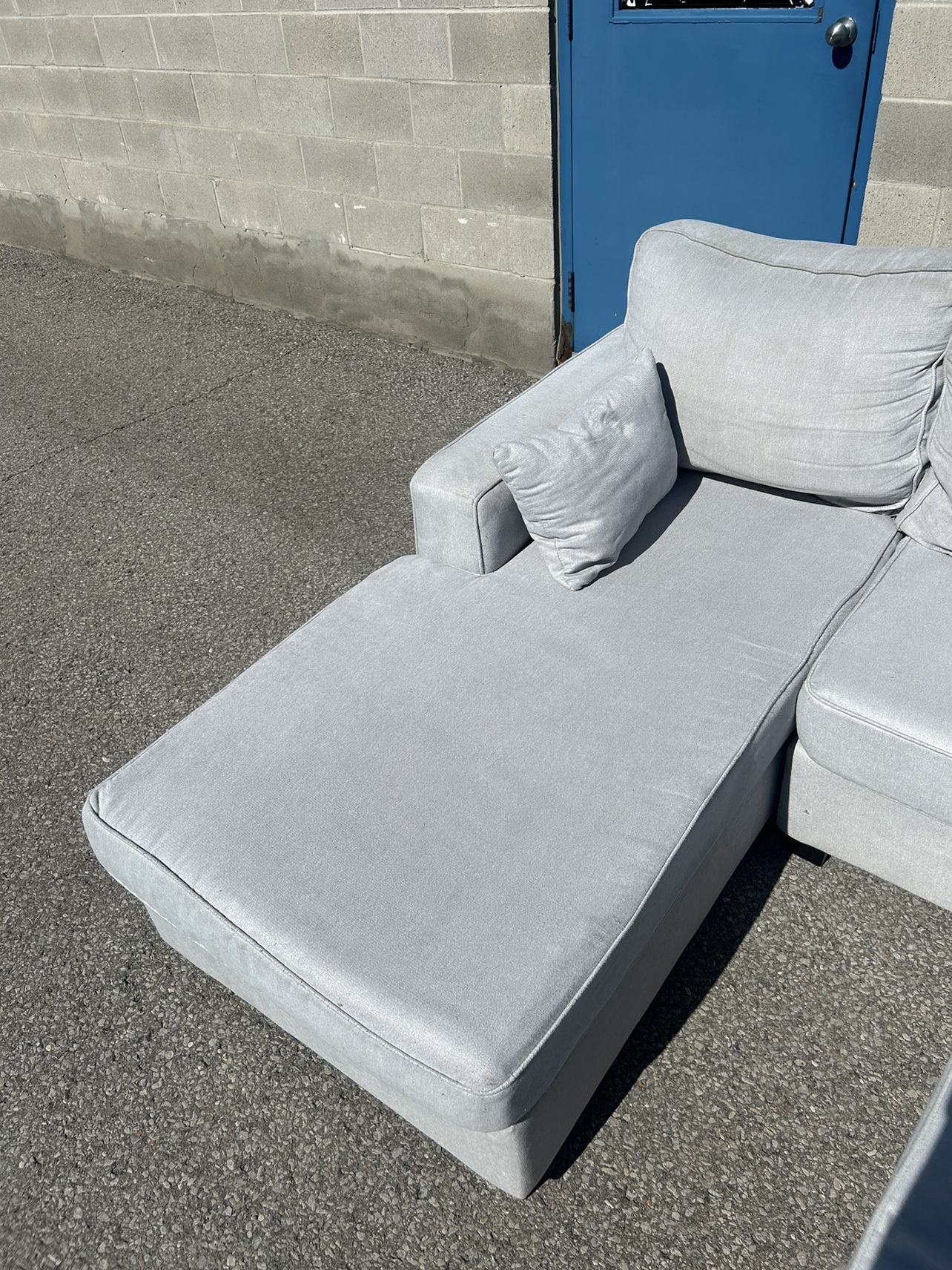 FREE DELIVERY• GREY U SHAPE SECTIONAL COUCH SET / SOFA w/OTTOMAN - photo 3