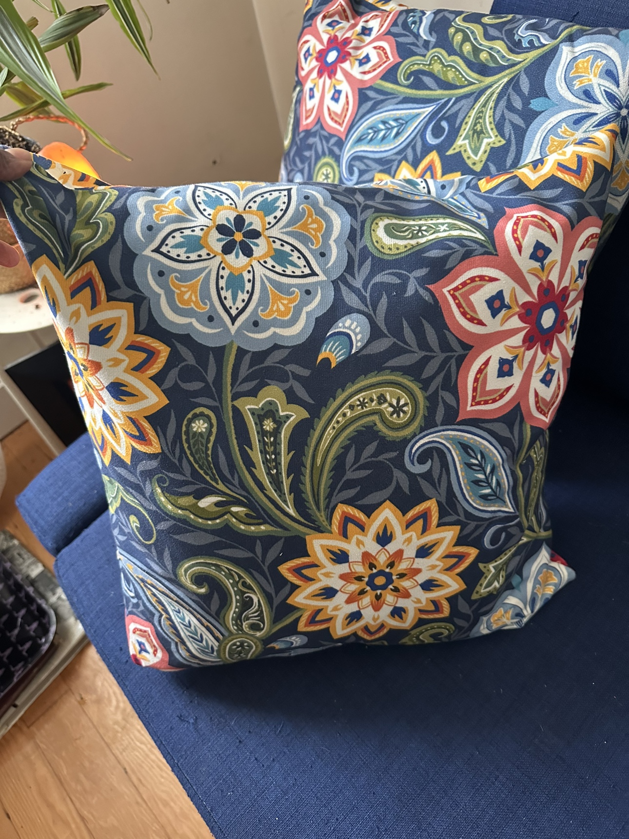Decorative pillows (2) - photo 2