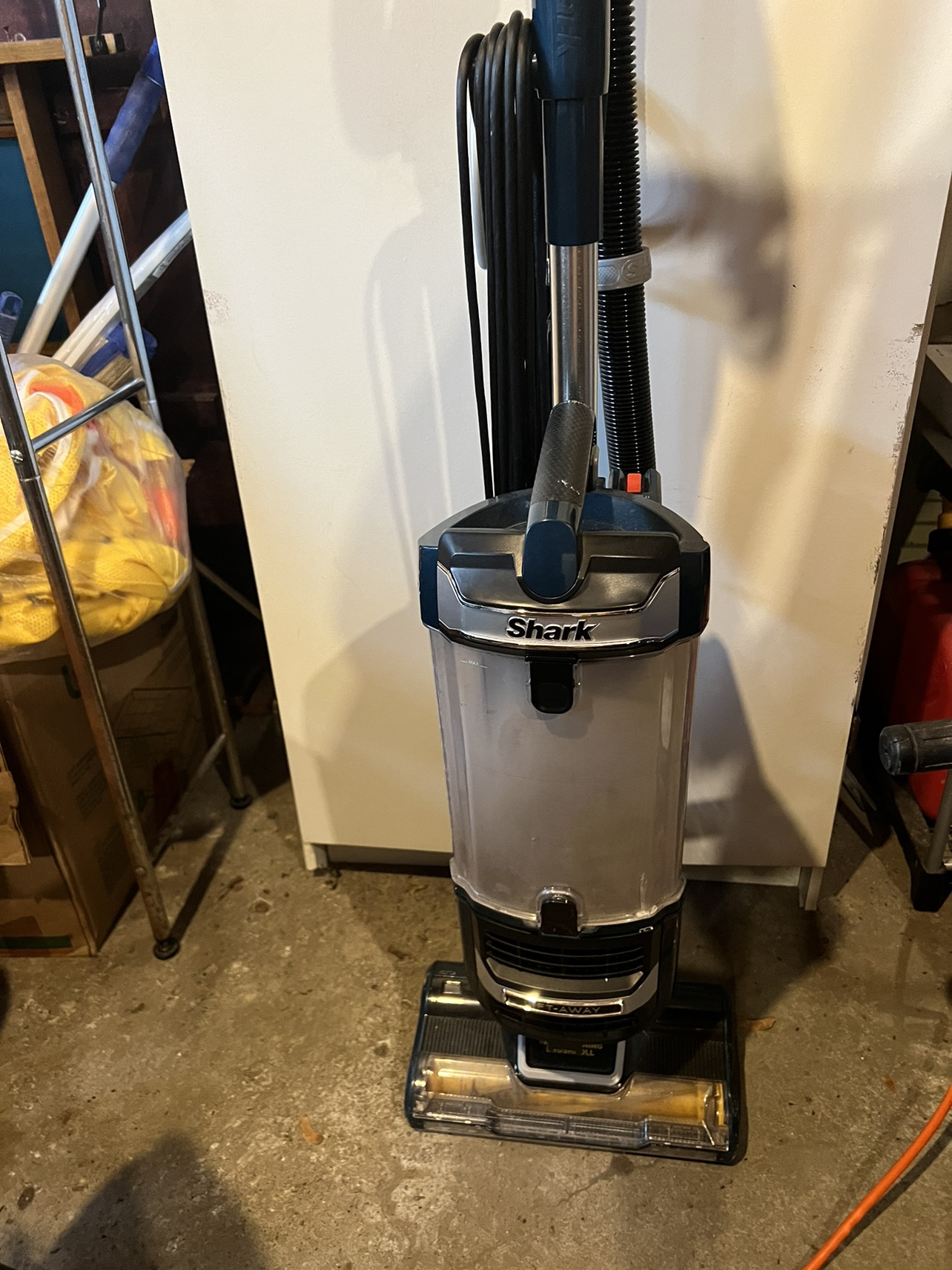 Shark vacuum