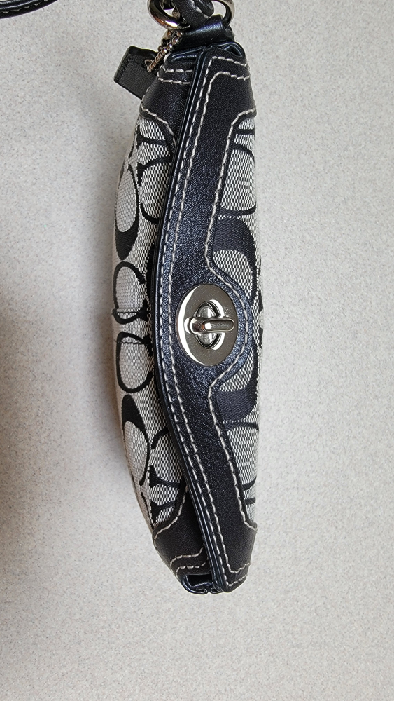 Coach Black Off White Canvas Coach Logo Turnlock Wristlet Purse - photo 3